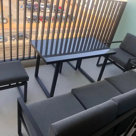 Apartment Luxestudio - Zeezicht - Groot Terras - Zwembad *